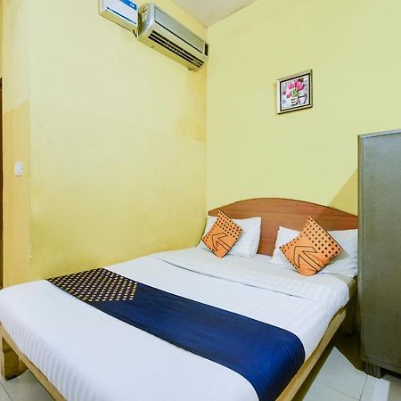 Spot On 74228 Galaxy Comforts Hotel Narasimharaja Puram Exterior foto